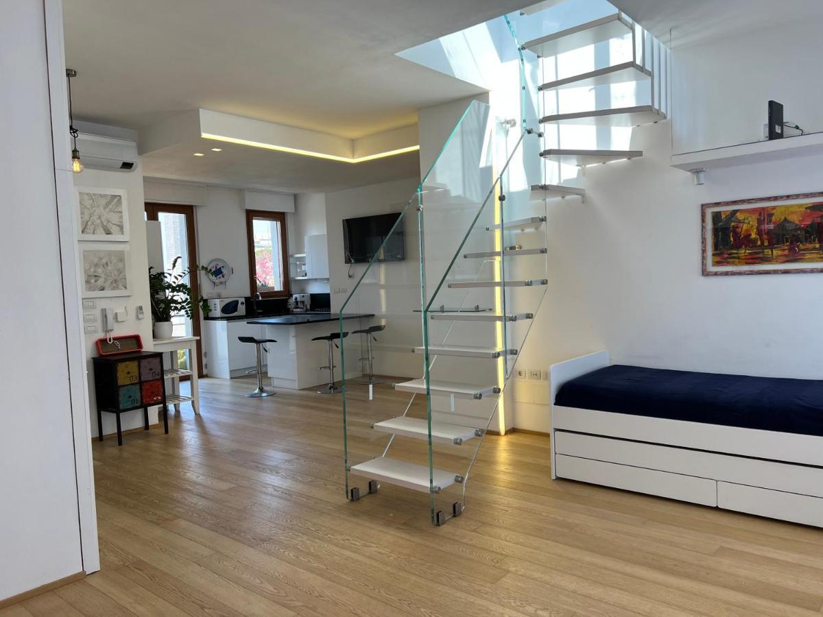 Rooftop In Historical Center Apartment Болоня Екстериор снимка